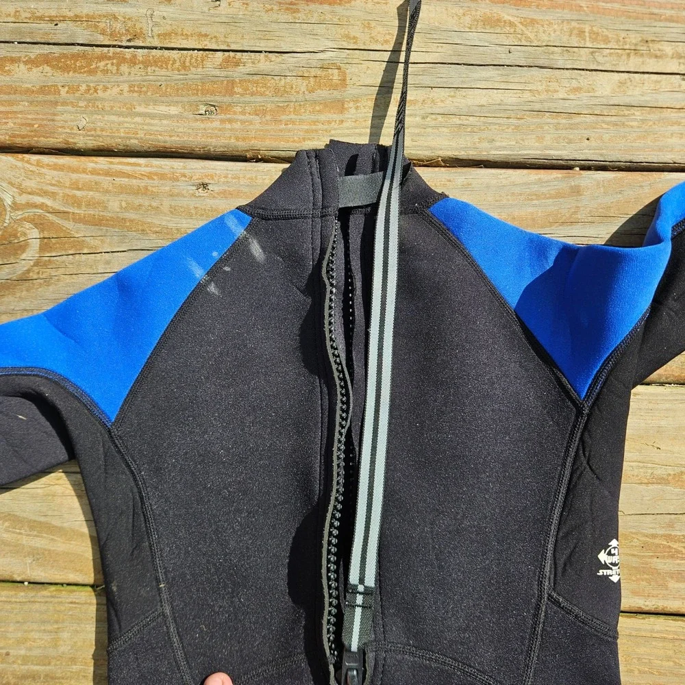 HO Sports Junior Size 10 Wetsuit Black‎ Blue Shorty Short Sleeve Kids Neoprene